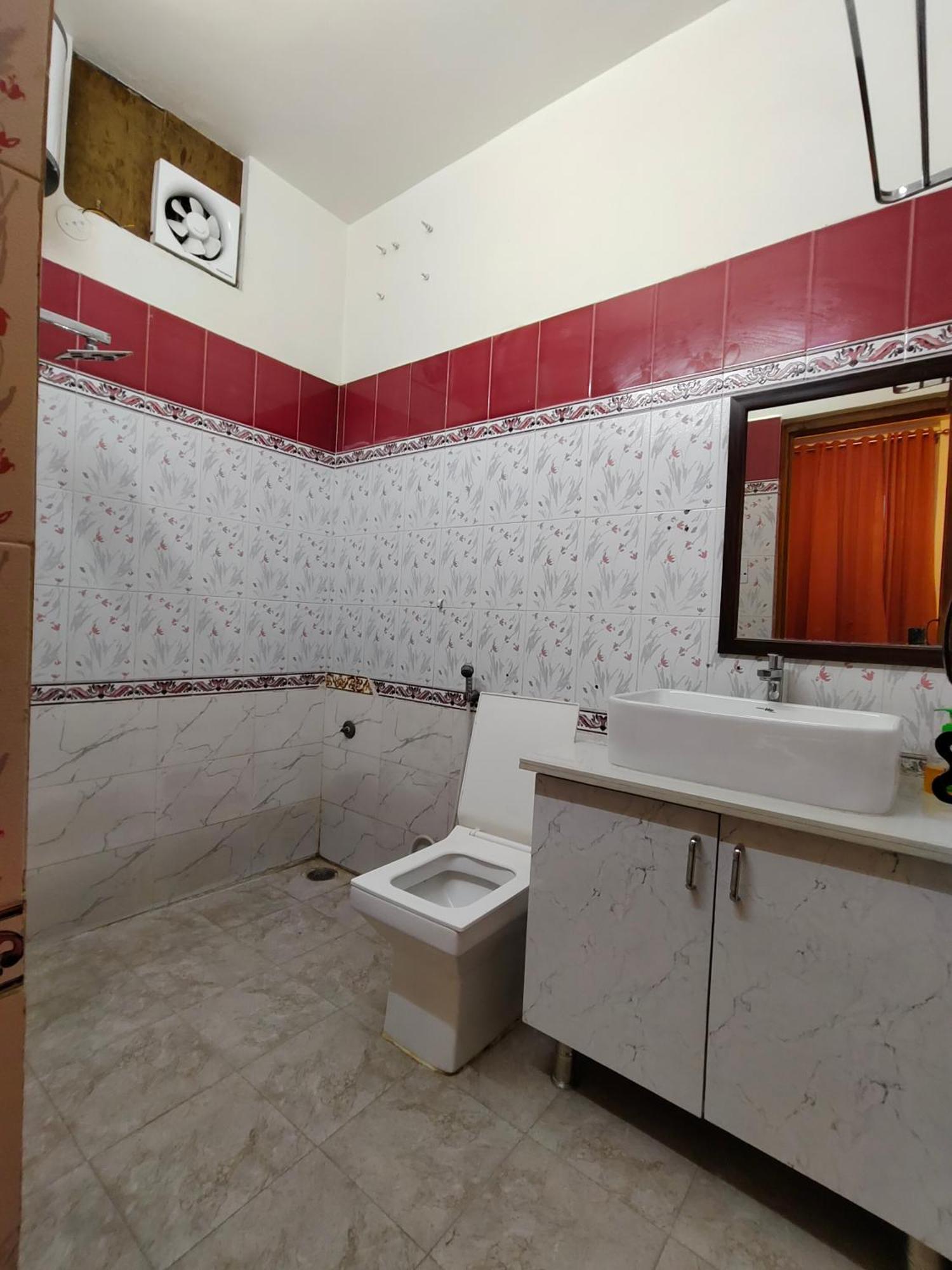 Hotel New Imperial Ghaziabad Bagian luar foto